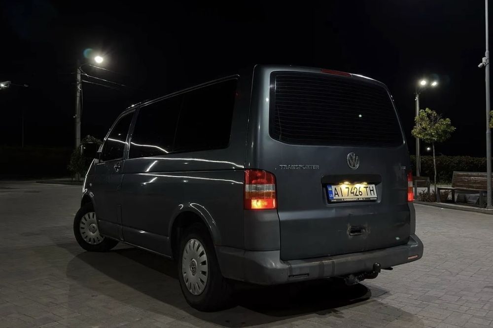 Volkswagen Caravelle t5 (transporter 5) 2008