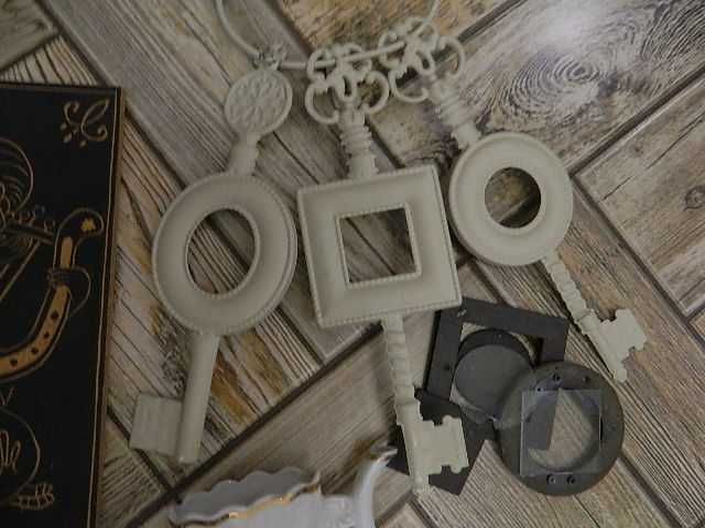 Ваза (висота 12см) ключница