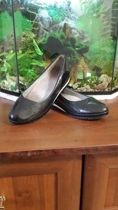 Туфли девочке 35-36р