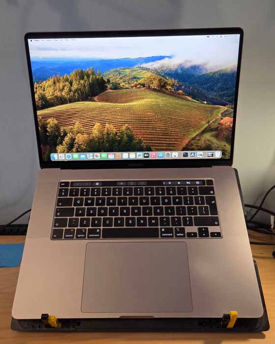 Macbook Pro 2019, A2141,16"/i7/Radeon5300/32RAM/512SSD