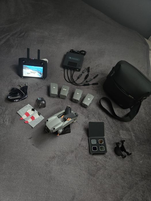 DJI Air 2S Fly More Combo (Smart Controller)