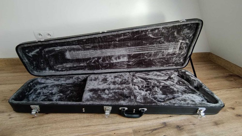 Epiphone Thunderbird Goth IV - Gitara Basowa