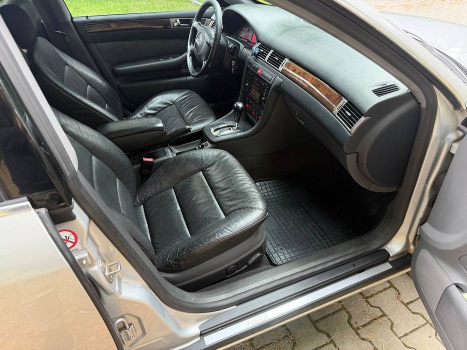 Audi A6 2001 рік. 2,5 дизель кпп автомат
