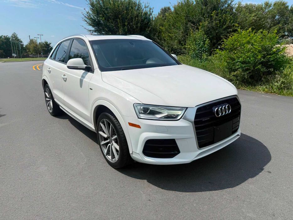 Audi Q3      2018