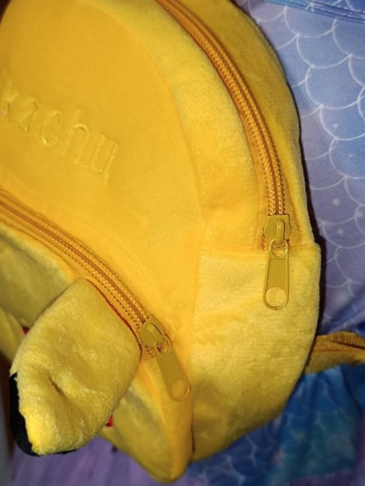 Mięciutki pluszowy plecak Pokemon Pikachu