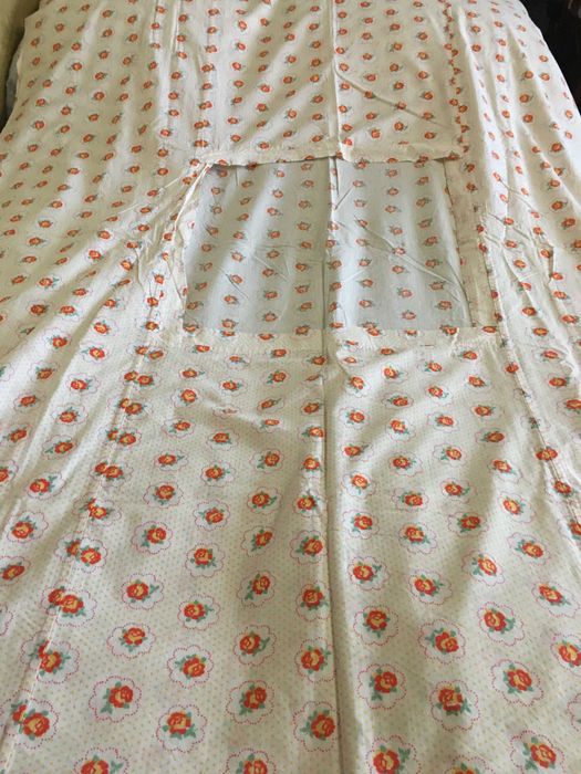 Натуральная ткань,простыни,наволочки,пододеяльники.