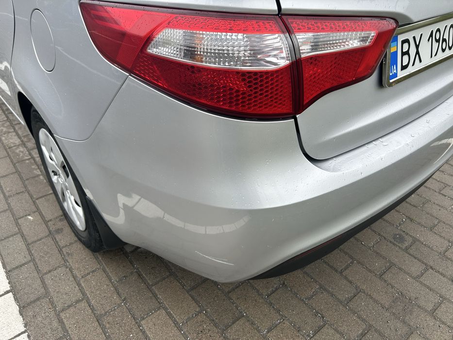 KIA RIO.