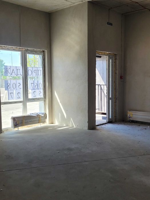 Продаж комерційного приміщення 40.49 м² у ЖК Paradise Avenue — Крюківщина, вул. Панорамна 2Д - More