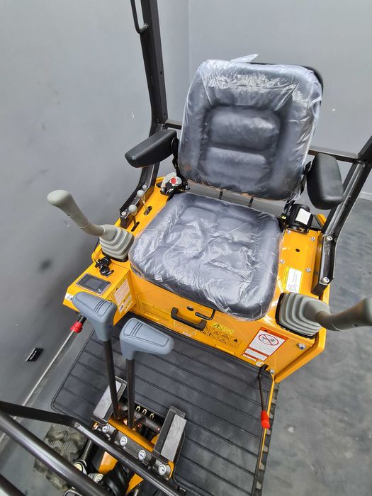 Mini Koparka Berger Kraus BK1500JS Joystick  osprzęt 1400kg KUBOTA