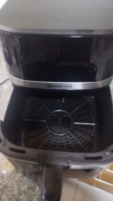 Fritadeira Elétrica Swiss Home, Modelo SH-9127