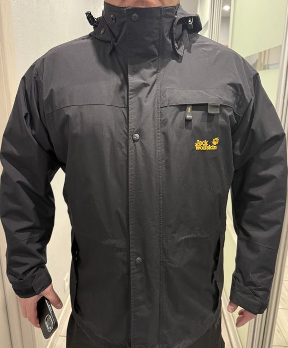 Продам куртку Jack  Wolfskin