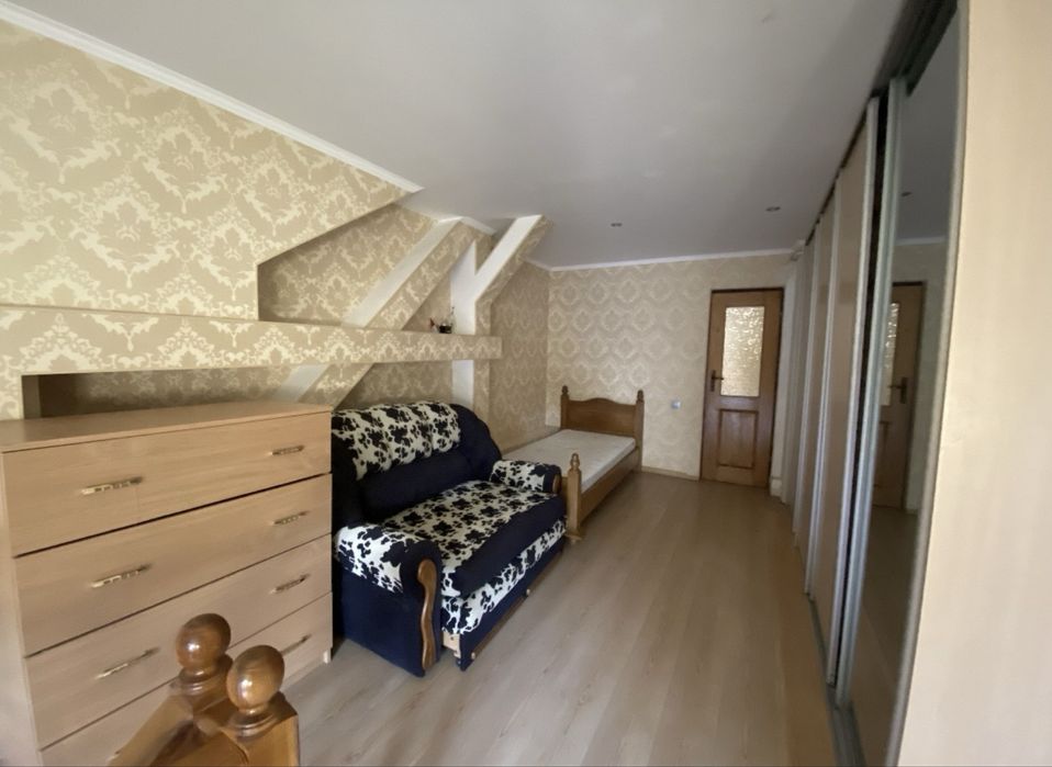 Оренда 3-кім квартири особнякового типу в центрі м.Стрий