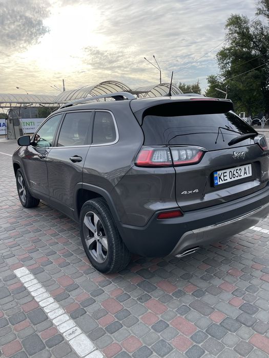 Jeep Cherokeе kl  3.2 LIMITED