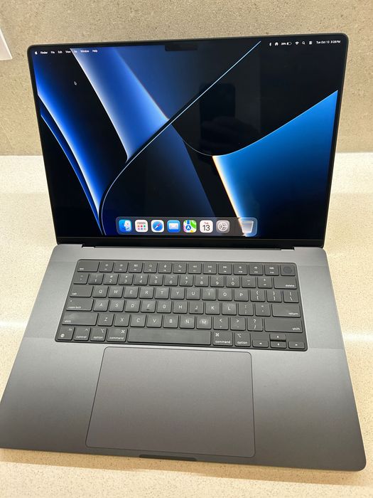 MacBook Pro 16” M3 Pro 18GB RAM 512GB SSD Impecável