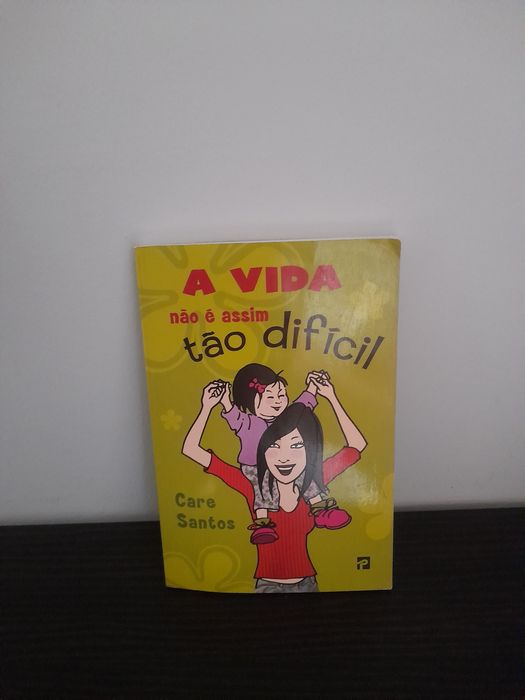Vários livros de história para adolescentes