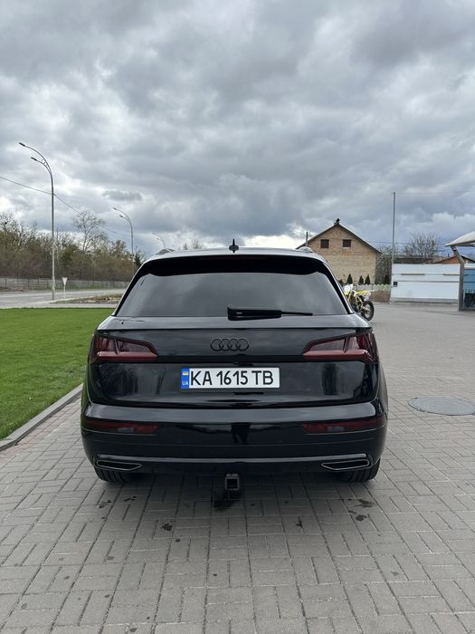 Продам власну Audi Q5 2017р. 2.0 tfsi
