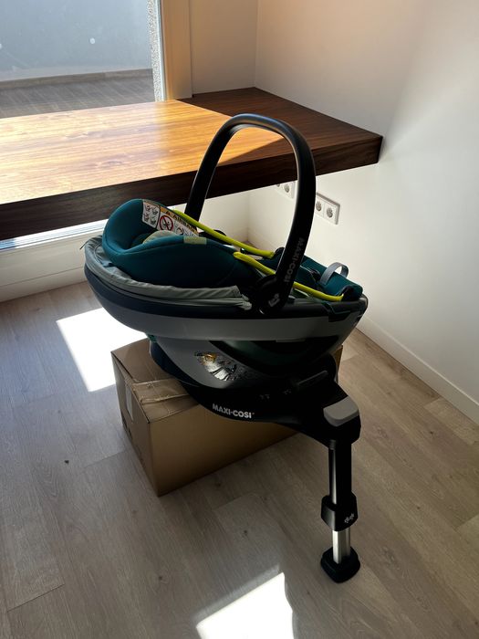 Ovo + Base Isofix MaxiCosi