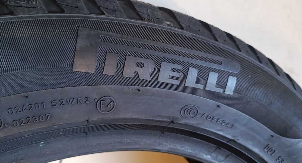 Пара шин б/у 205/60R16 96H Pirelli Sottozero 3