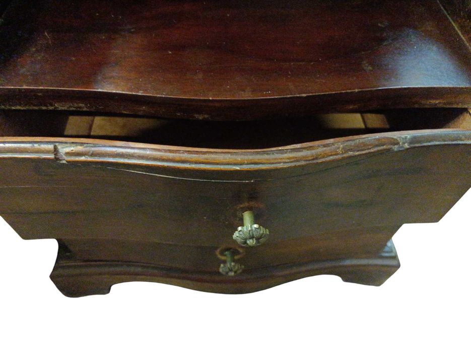 Par de mesas de cabeceiras