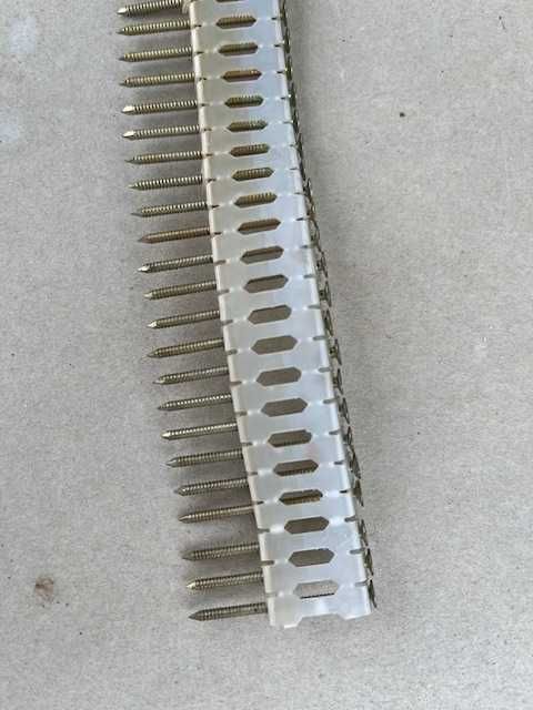 Gwoździe kadmowane pierścieniowe Duo Fast 2,1 x40  zwoje na taśmie