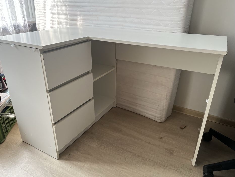 Biurko narożne kształt L