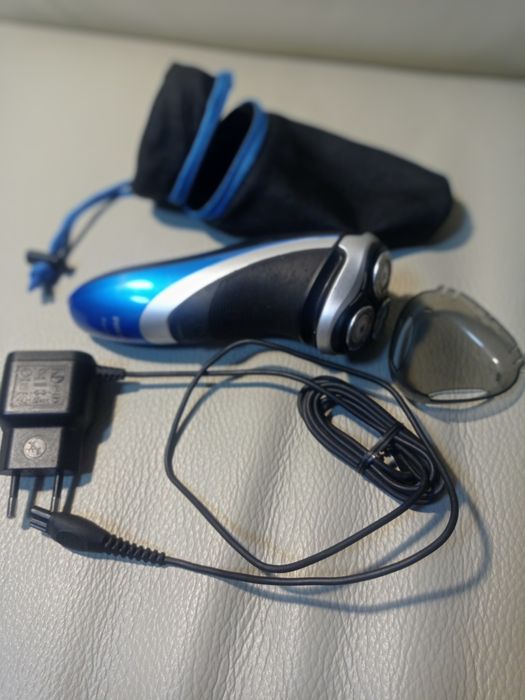 Philips AT890 бритва акумуляторна