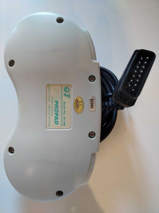 Game pad vintage QJ PC PROPAD SV-230