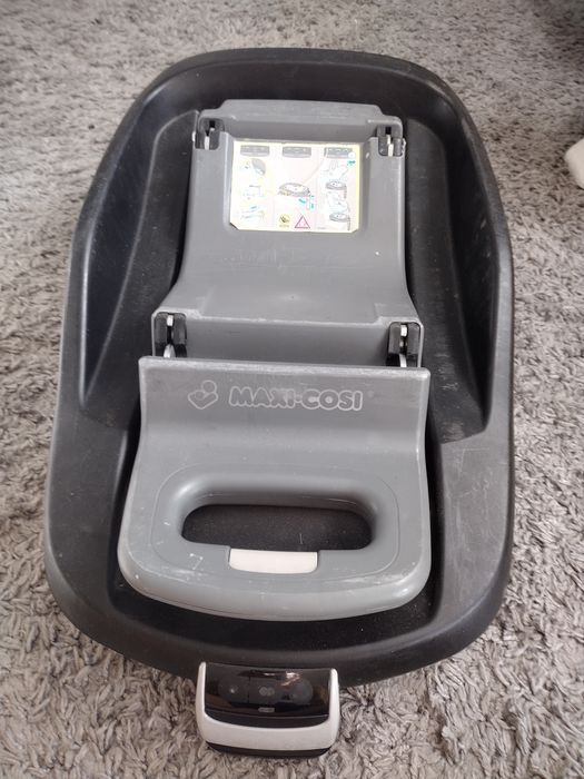 Fotelik maxi Cosi + baza