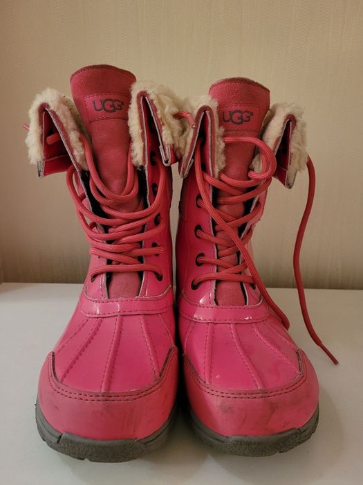 UGG теплі  черевики  36 розмір
