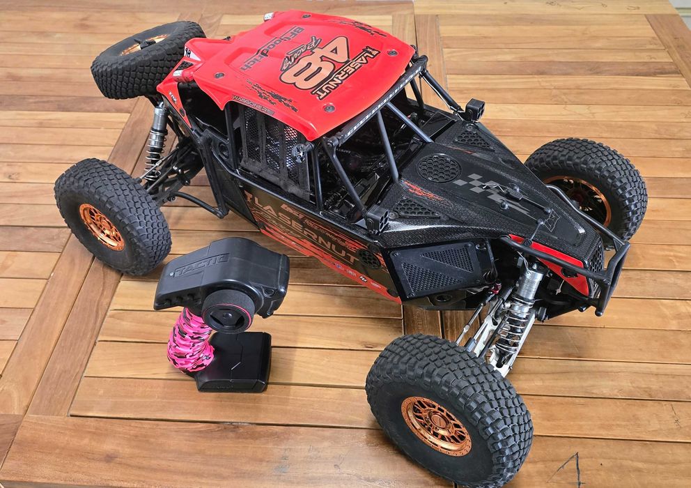 Losi 1/6 8IGHT Super Lasernut 8S - Ótimo estado