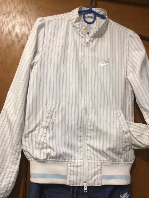 Nike костюм жіночий новий ,фірмовий ,розмір  евро 38(44-46),Індонезія