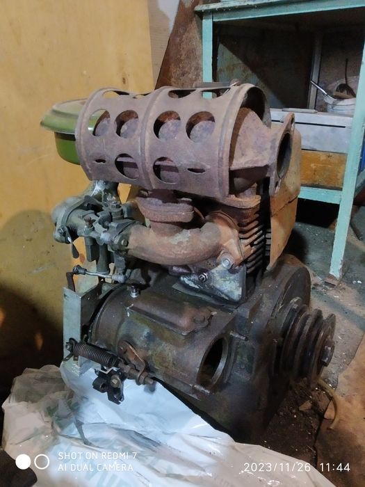 Мотор одно циліндровий