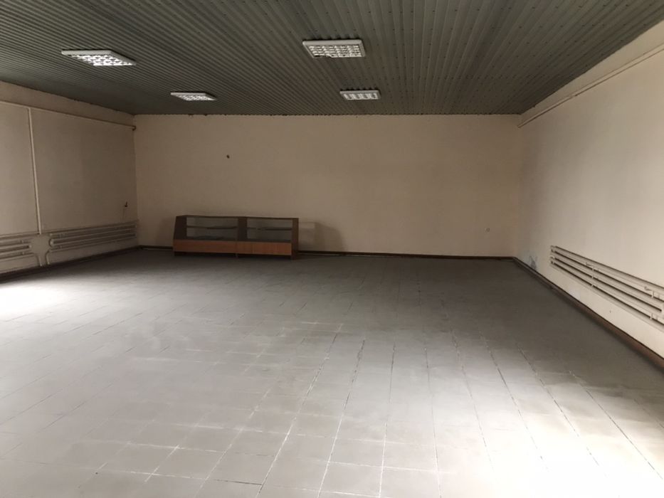 Здам в оренду комерційне приміщення площа 350м2 з розширенням до 500м2
