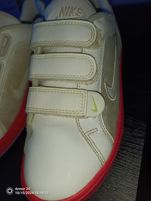 Buty Nike  damskie 36.5