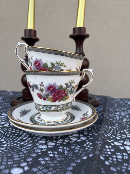 Pack de duas chavenas e pires vintage