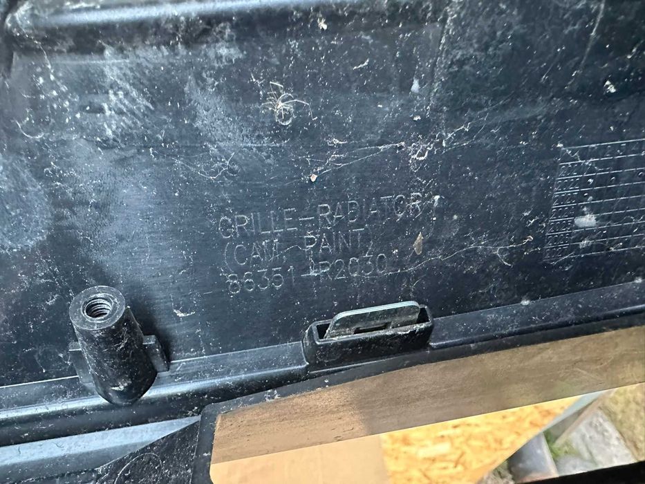 Kia Sportage V 5 21- atrapa grill zderzak przedni przód