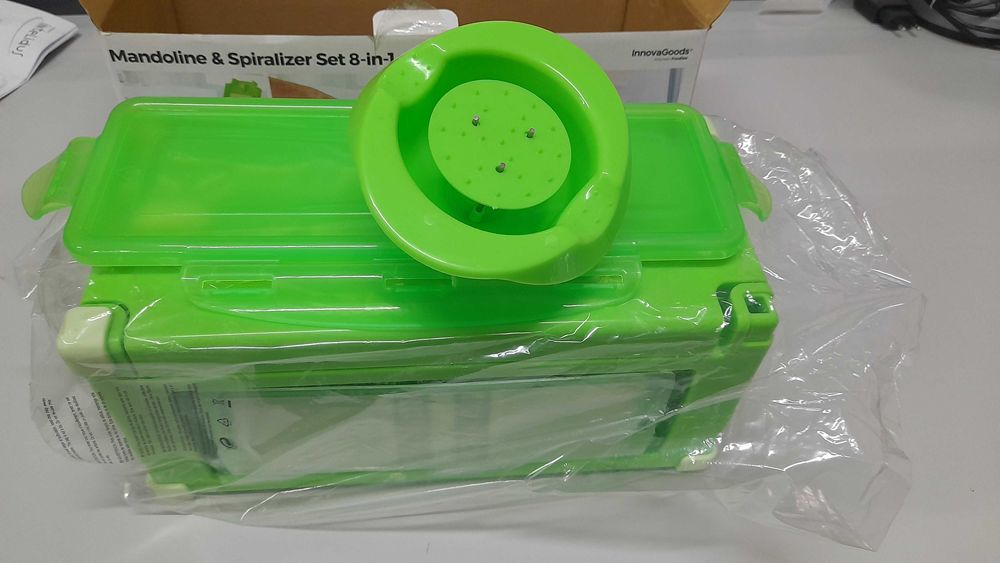 Mandolina com cortador 7 em 1