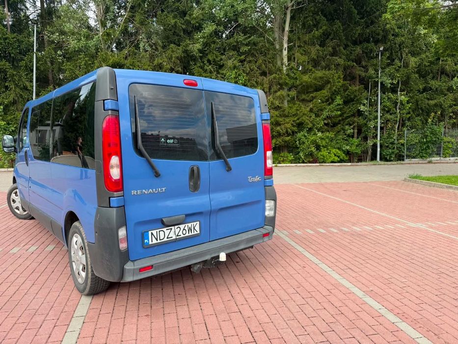 Renault Trafic 9 osobowy