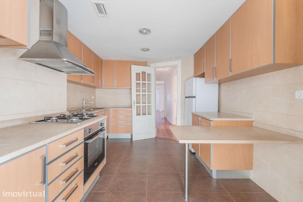 Apartamento T2 + 1 com vista, Estrela, Lisboa