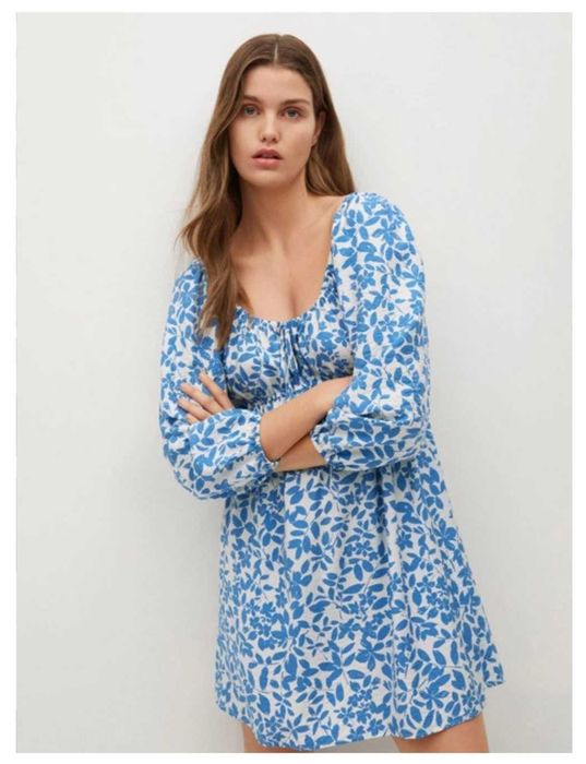 Платье мини в принт с рукавами mango