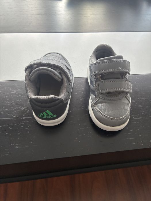 Sapatilha adidas original n.21 como novas