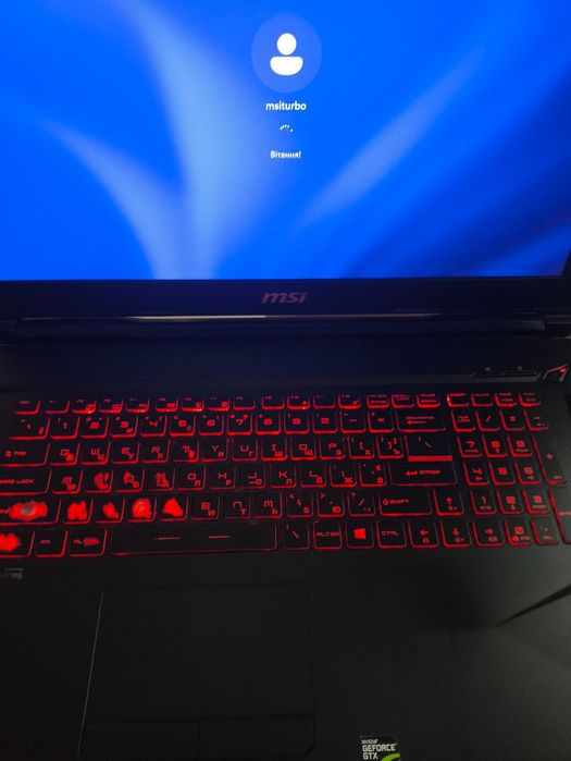 Ігровий ноутбук MSI GL73 8SC 17.3 i7 GTX1650 4GB 16GB 500SSD