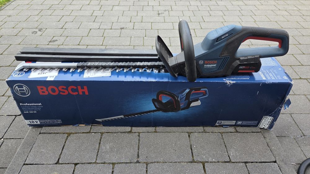 Zestaw Sekator Akumulatorowy 18V 50cm GHE 18V-50 BOSCH + Akumulator 18V 5.0Ah + Ładowarka Bosch GAL 1880CV