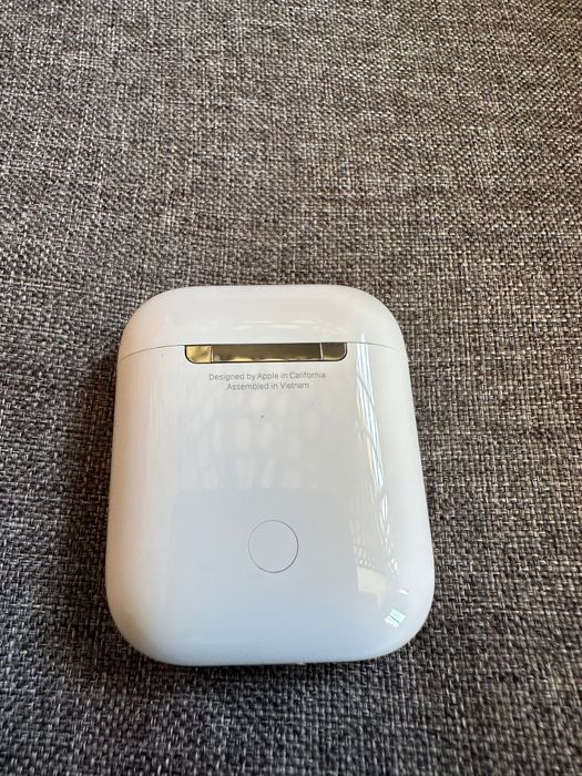Apple AirPods 2 (A2031)
