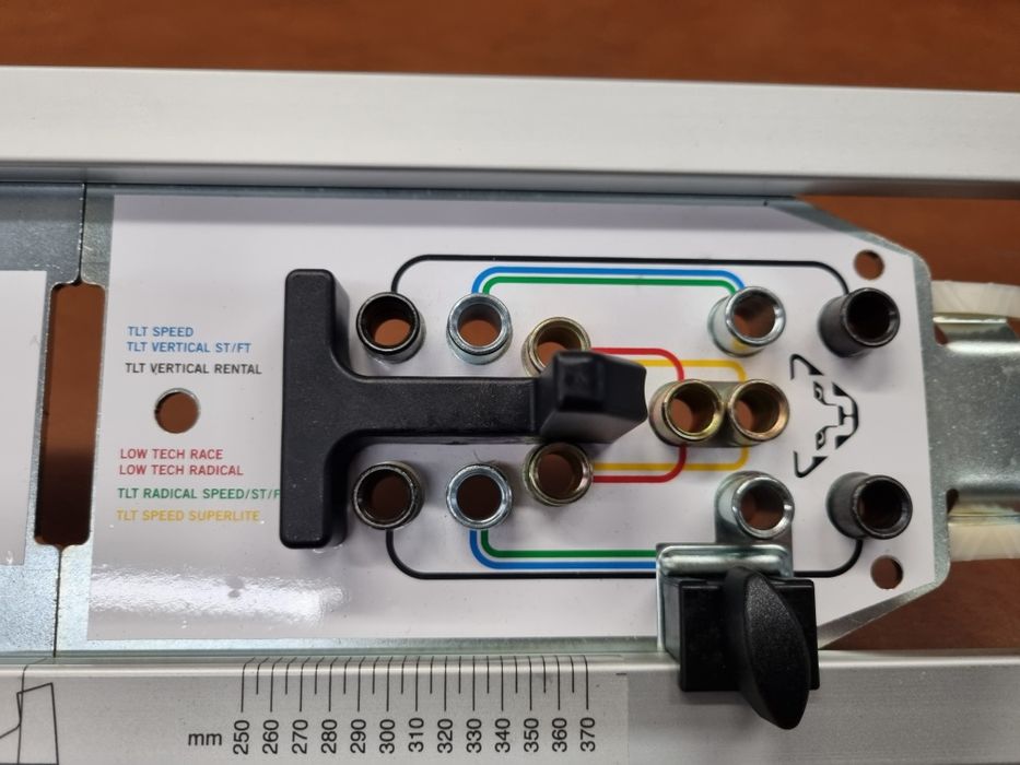 Szablon Look-Dynafit do montażu wiązań skitour