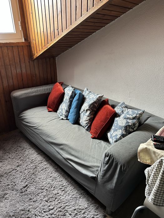 Sofa para sala (sofá cama) + almofadas