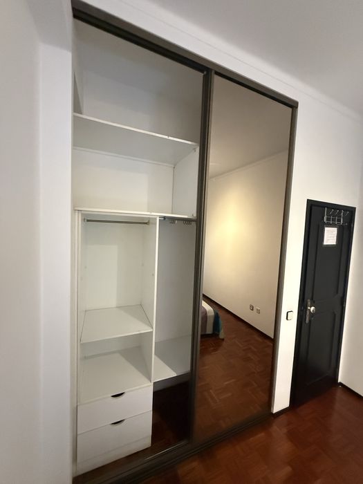 Quarto mobiliado c despesas incluídas no Entroncamento a 700 m da estação de comboio para 1 ou 2 pessoas