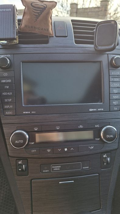 Штатная магнитола Toyota  Avensis  t27