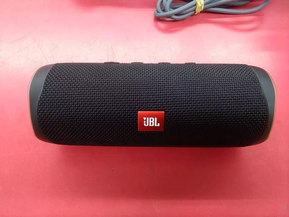 Glosnik  Jbl flip 5