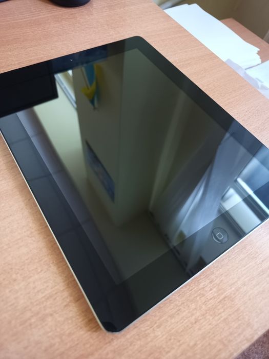 Apple Ipad 2  LTE  WiFi  64gb